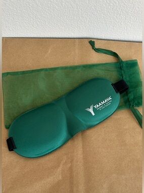 Luxury Yaamava’ Resort & Casino 3D Sleep Mask – NIP